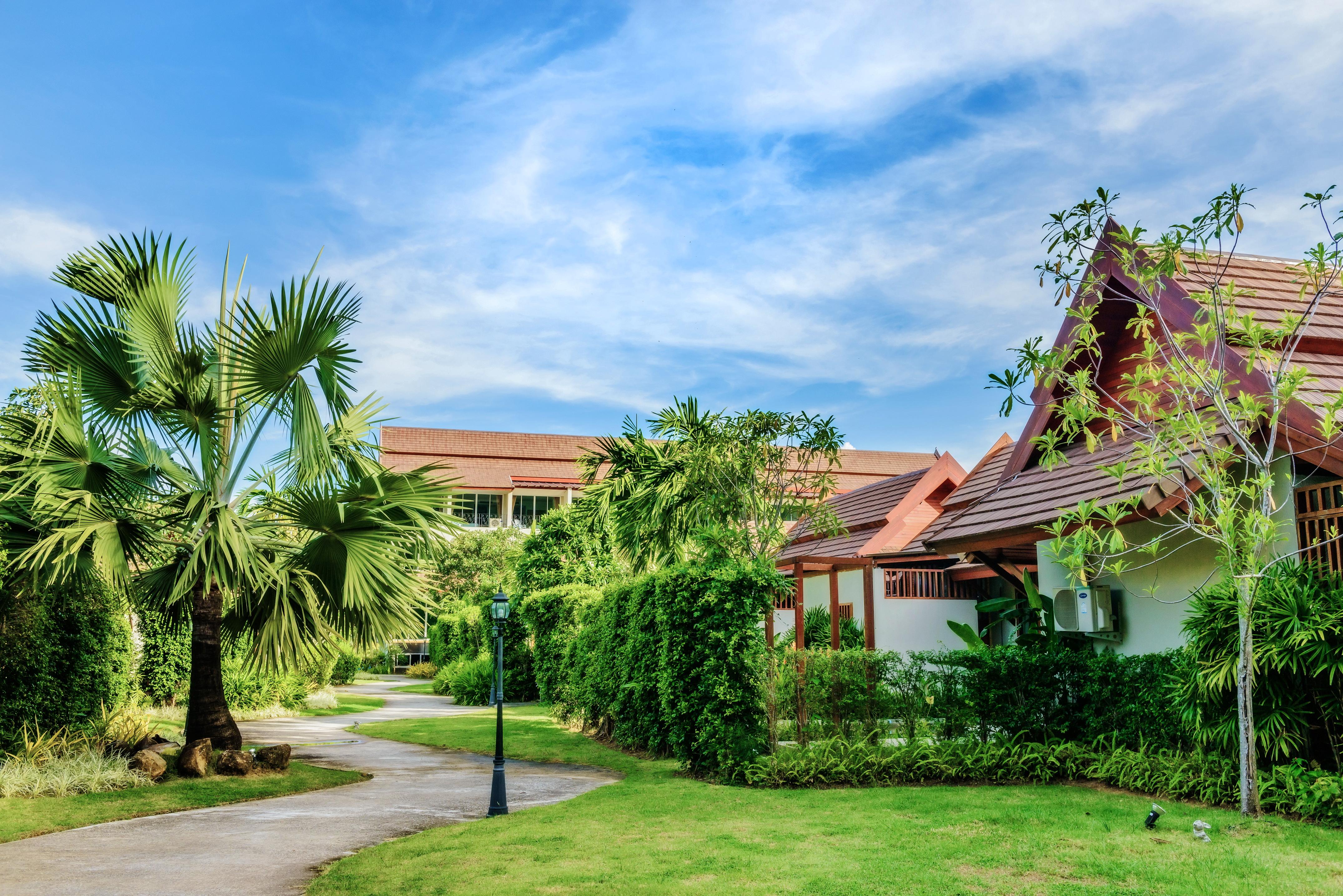 L'Esprit De Naiyang Beach Resort - Sha Extra Plus Nai Yang Beach Exteriör bild